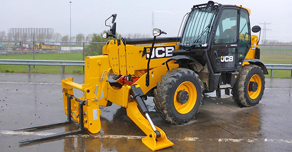 Find many popular brands of forkilifts at Ritchie bros. auctions, including JCB, Hyster and more.